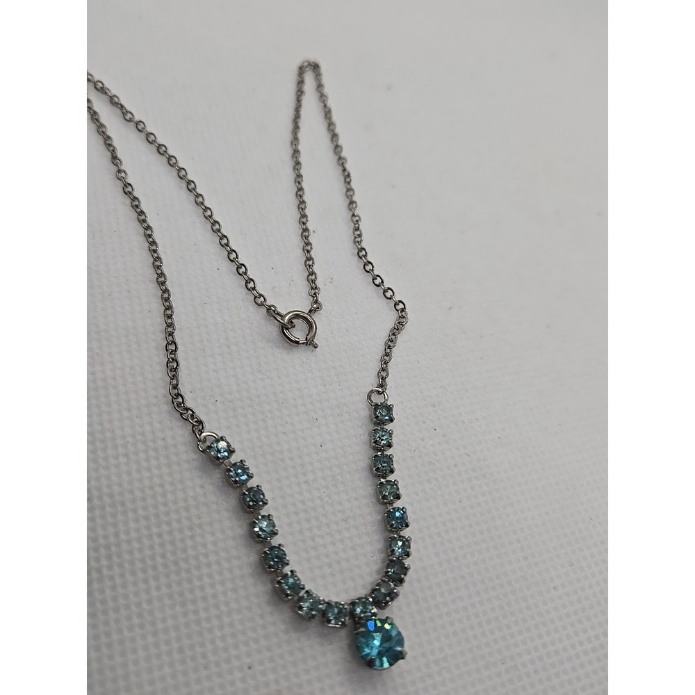 Vintage Blue Rhinestone Necklace Aquamarine Zircon Hues 16"‎